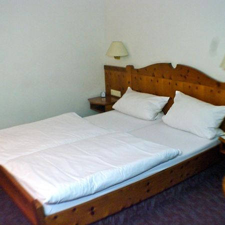 Gasthof Zum Kauzen Ochsenfurt Ngoại thất bức ảnh