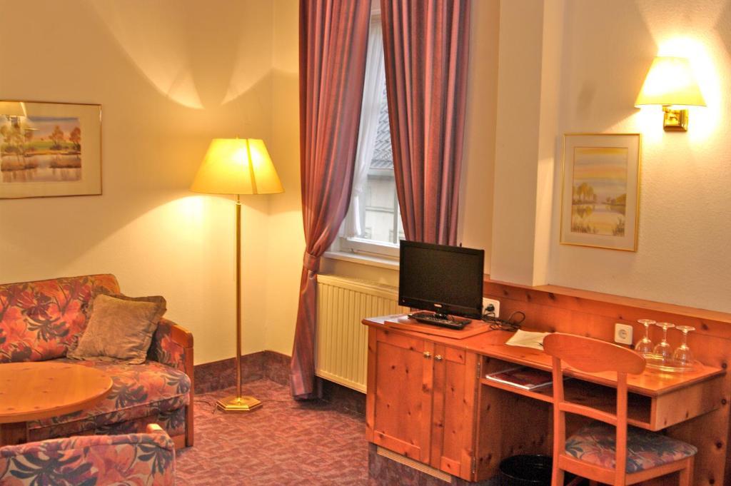 Gasthof Zum Kauzen Ochsenfurt Phòng bức ảnh
